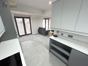 Photo 17- click for photo gallery